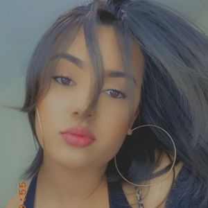 Meet your Posher, Angelica